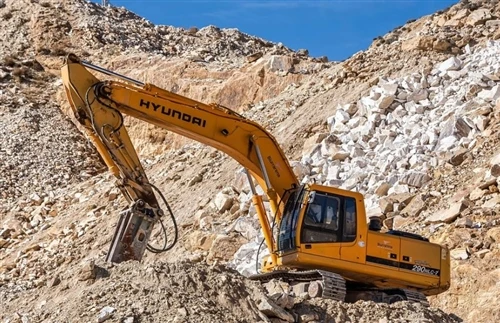 Crescente investimento global em mineração: Por que vedações hidráulicas confiáveis ​​são essenci...